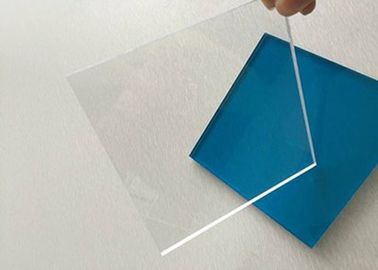 La feuille acrylique PMMA de feuille de fonte transparente claire de perspex couvre la coupe pour classer