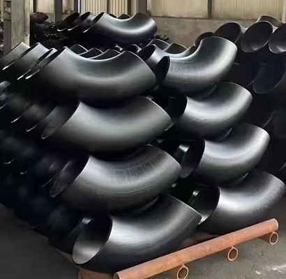 Les garnitures de tuyau de soudage bout à bout nickellent pour allié le long coude A234 WP11 de la courbure 90D de rayon d'acier