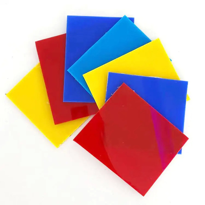 Plaque acrylique moulée résistante aux UV non inflammable et résistante aux produits chimiques