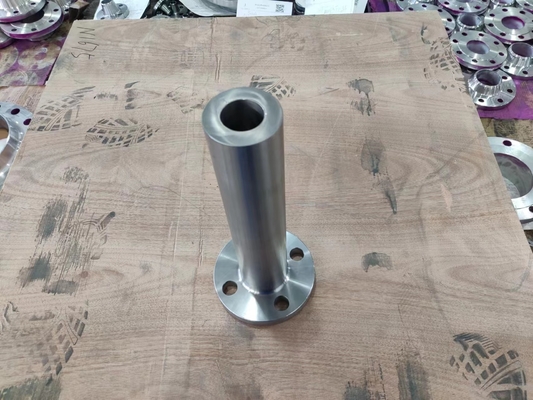 Les solides solubles sifflent des garnitures brident LWN rf 300LBS ASME B16.5 SS316L des brides de 1.1/2" de X 350mm