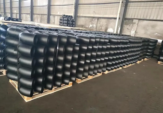 Coude sans couture de noir du degré LR DN120 Sch160 de garnitures de tuyau d'acier d'alliage d'ASTM A234 WP5 90