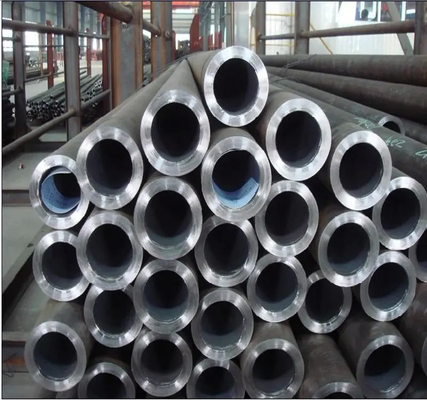 Système de tuyauterie en acier inoxydable austénitique sans soudure ASTM A312 Finition polissée pour diverses applications