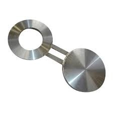 ASME B16.5 Paddle Blank Flange FF Système de tuyauterie d'huile d'eau Matériau personnalisable NPS 1/2 "-24" Classe 150#-2500# Sch5s-SchXXS
