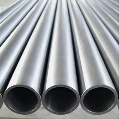 Tube d'acier sans soudure de taille personnalisée avec raccord soudé pour l'ingénierie structurelle et mécanique