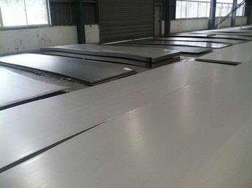 Plaque d'acier noir poli 2B surface laminée à froid pour feuilles métalliques en acier au carbone