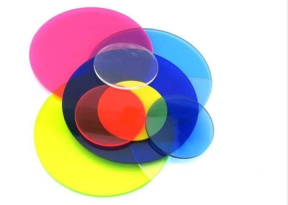 Feuille acrylique moulée résistante aux UV de haute clarté GB/T 7134 Épaisseur personnalisée pour les vitrines