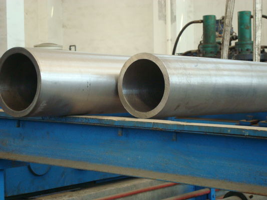 Pipe en acier soudé avec longueur et extrémités personnalisables