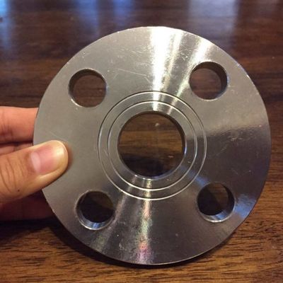 Le cou de soudure bride 1/8" NOTA: à 48" des garnitures de tuyau d'acier d'alliage de galvanisation d'immersion chaude de NOTA: