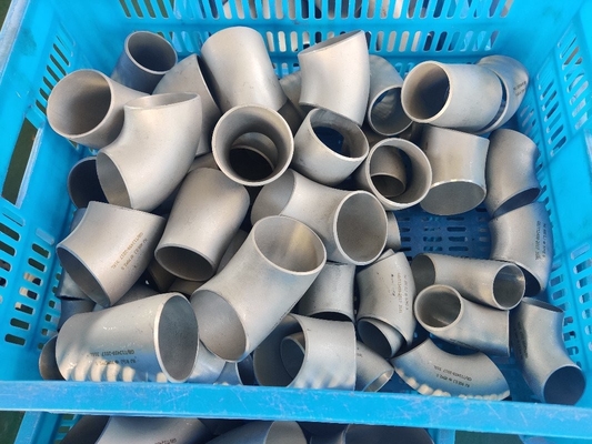 Coude à 90° de soudure bout à bout de tuyau en alliage Hastelloy C22 ASME B16.9