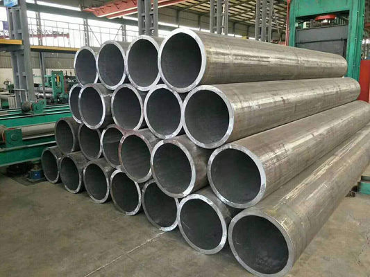 Pipe en alliage de titane de taille personnalisée ASTM B338 Standard avec surface anodisée conçue pour les structures et les industries
