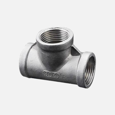 Pièces de tuyauterie en acier inoxydable duplex à filetage droit Tee A182 F51 ASME B16.11