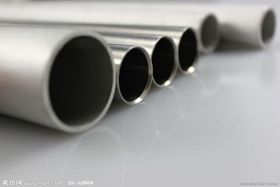 Rond creux externe d'acier au carbone de tuyau de fer de l'épaisseur de paroi du cercle 10mm 5mm de tuyau d'acier de faible diamètre fait sur commande 2.5mm sans couture