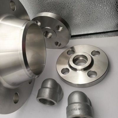 La bride soudée par acier au carbone de gigaoctet a forgé la bride soudée plate de fer en forme spéciale de 10 kilogrammes 16 le kilogramme Q235B adapté aux besoins du client