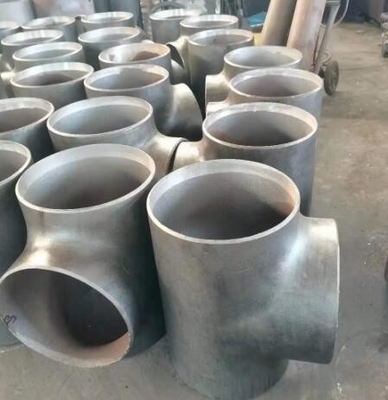 Pièce en t à trois voies soudée bout à bout inoxydable de garnitures de tube de garnitures de tuyau d'acier réduisant la norme ANSI de pièce en t/Asme B16.9 solides solubles 304/304l/316/316l